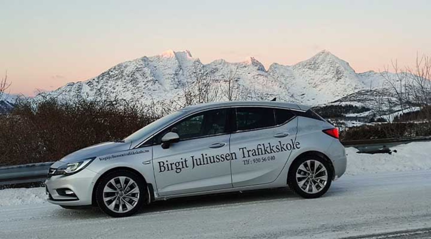 Birgit Juliussen Trafikkskole Trafikkskole, Vestvågøy - 1
