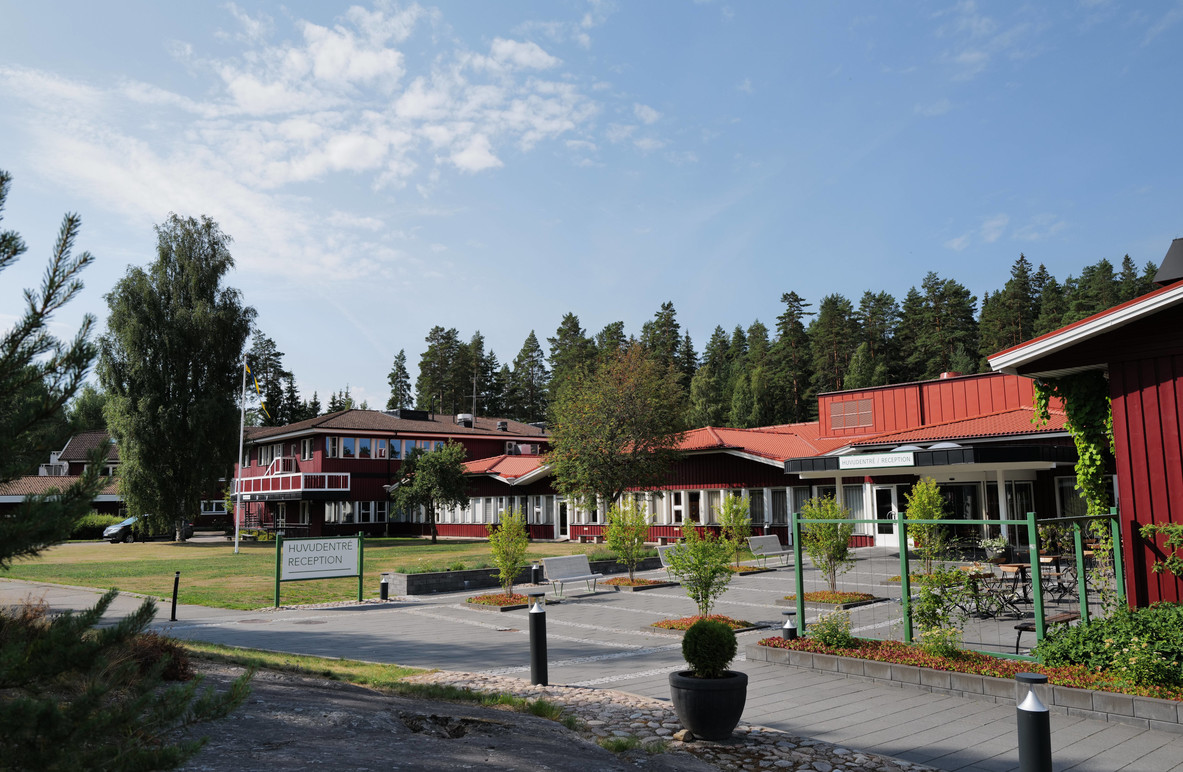 Ädelfors Folkhögskola och Ädelfors hotell & konferens Folkhögskolor, Vetlanda - 1