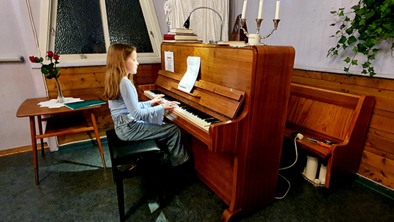 Den Syngende Fiolinen Fiolinist, Bergen - 9