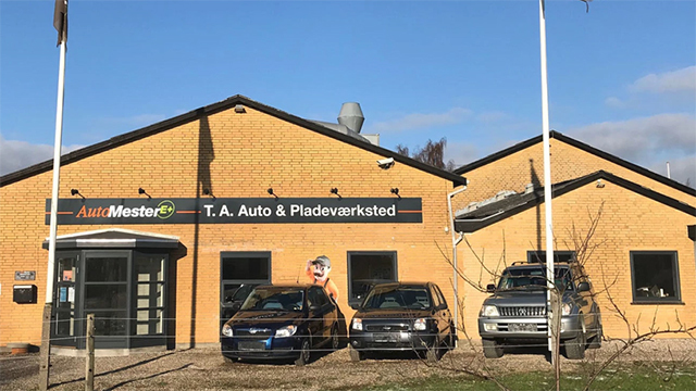 T. A. Auto & Pladeværksted Autoværksted, Kalundborg - 3