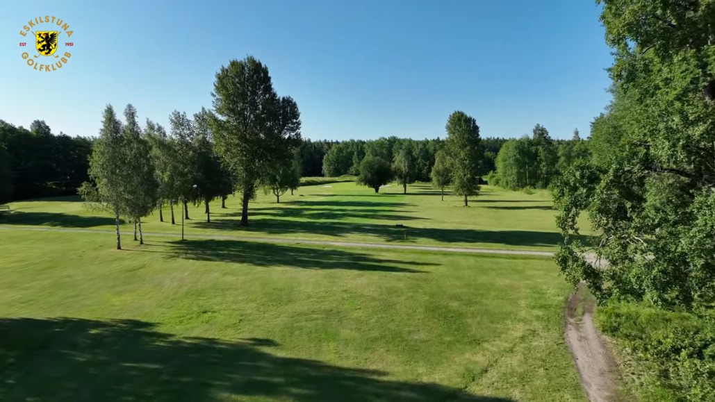 Eskilstuna Golfklubb Golfbanor, golfklubbar, golfhallar, Eskilstuna - 1