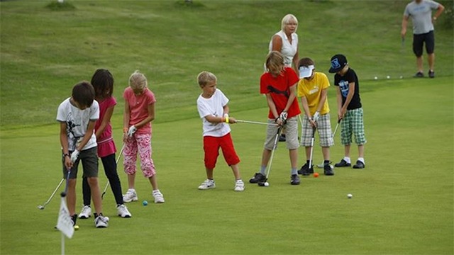 Nyköpings Golfklubb Golfbanor, golfklubbar, golfhallar, Nyköping - 6