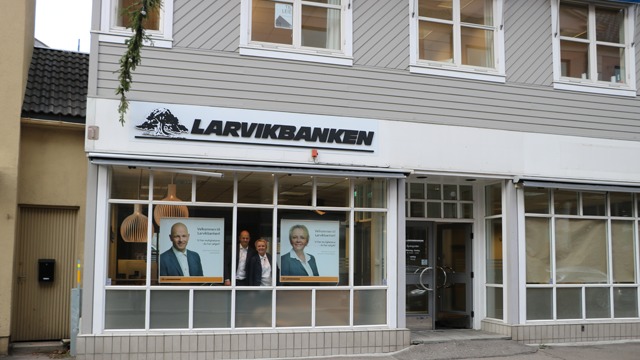 Larvikbanken - din sparebank Bank, Tønsberg - 1
