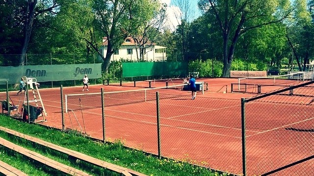 Näsbyparks Tennisklubb Tennisbanor, tennisskolor, Täby - 3